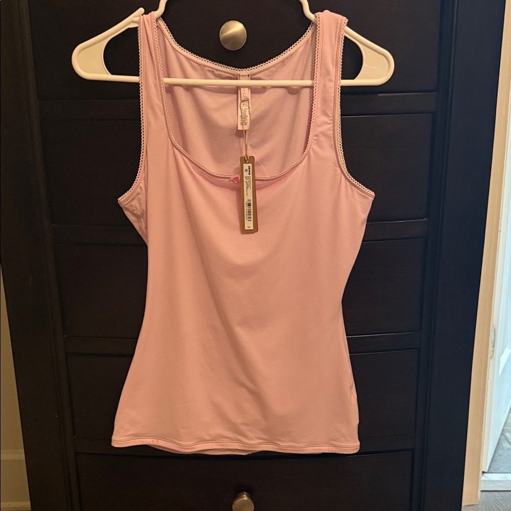 Skims Fits Everybody Cherry Blossom/Bubblegum Tank